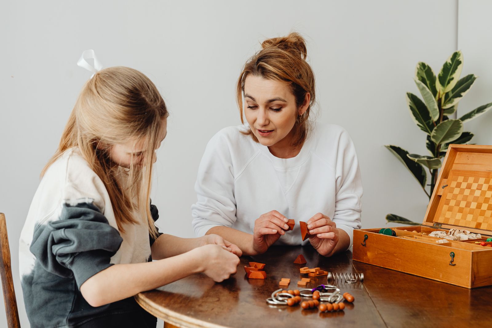 ABA therapy and ASD: what the abbreviations mean and how they are connected
