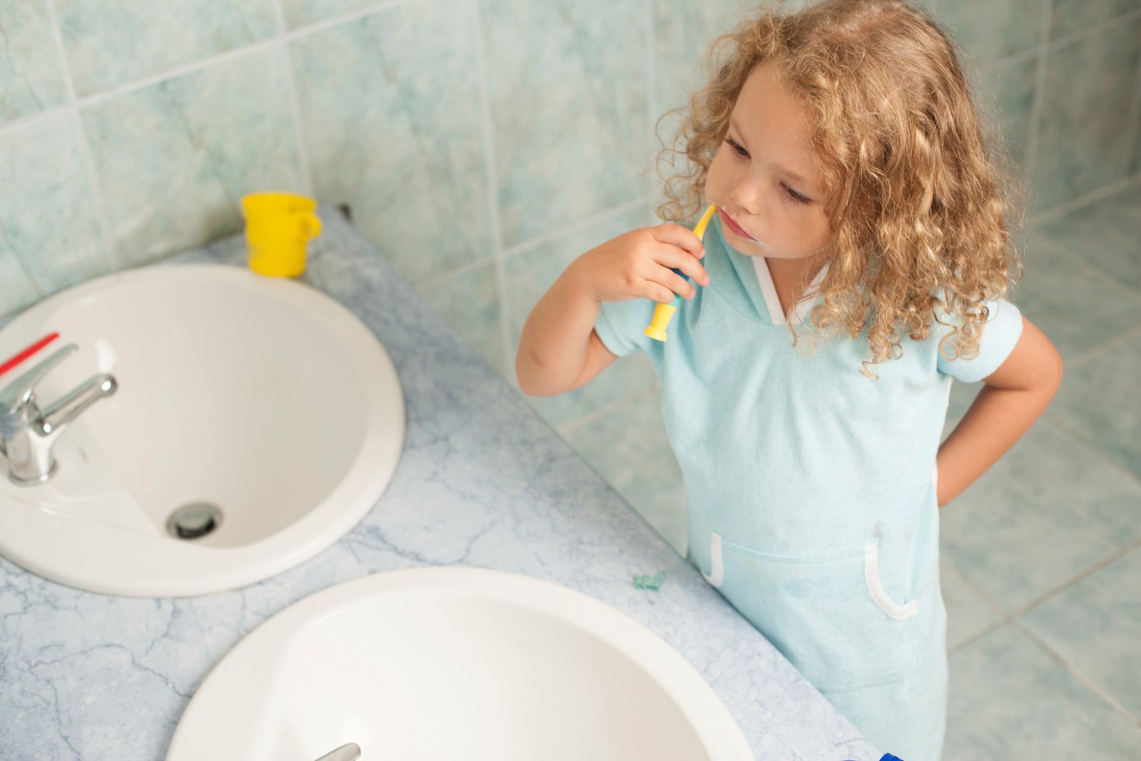 How to teach a child with autism to be independent: dressing, hygiene, eating